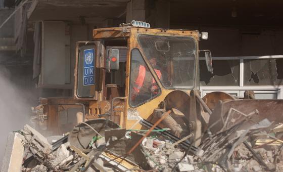 Equipes da ONU atuam para remover escombros e explosivos de Gaza